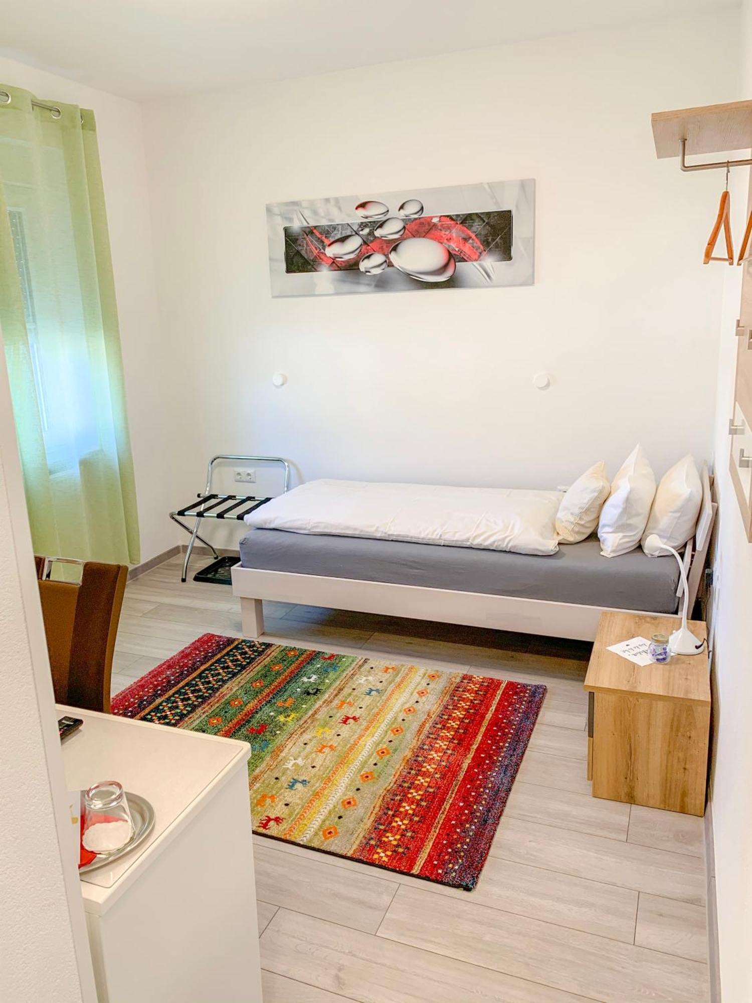 Hotel Post Mühlacker 外观 照片